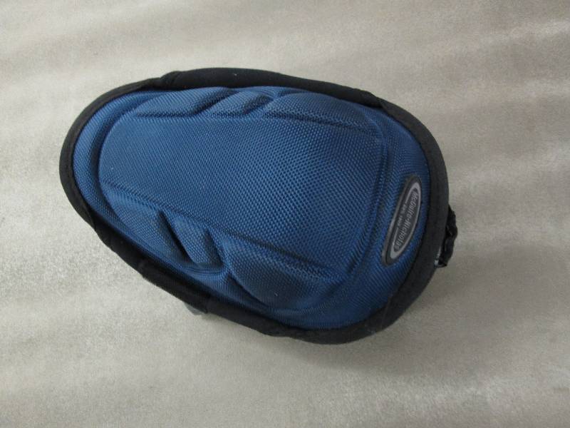 lot 247 image: McGuire-Nicholas  Soft Cap Gel Knee...