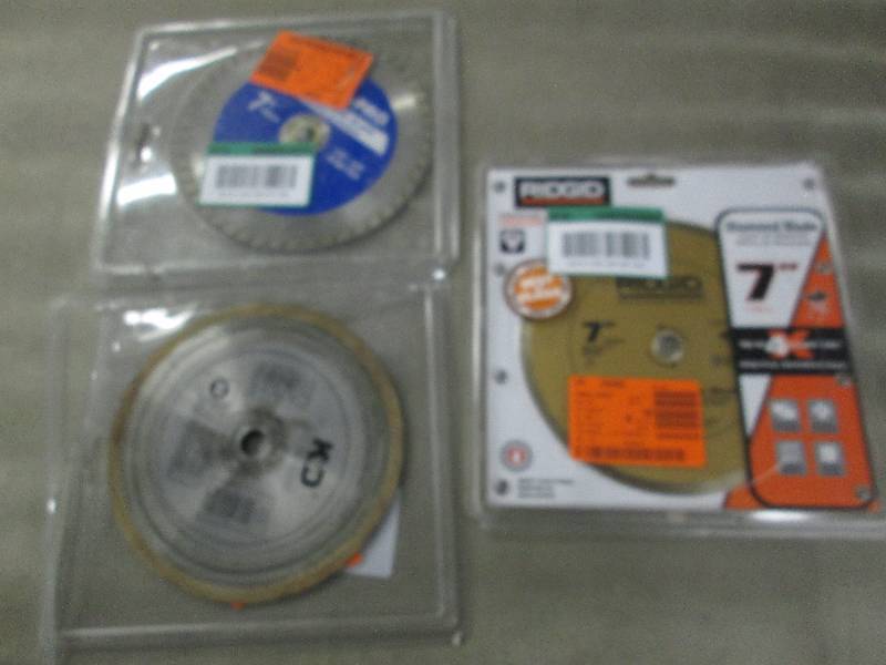 lot 285 image: Ridgid 7 in. Premium Tile Diamond B...