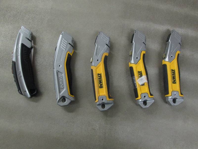 lot 310 image: Lot of 5 Utility Knives- need blade...