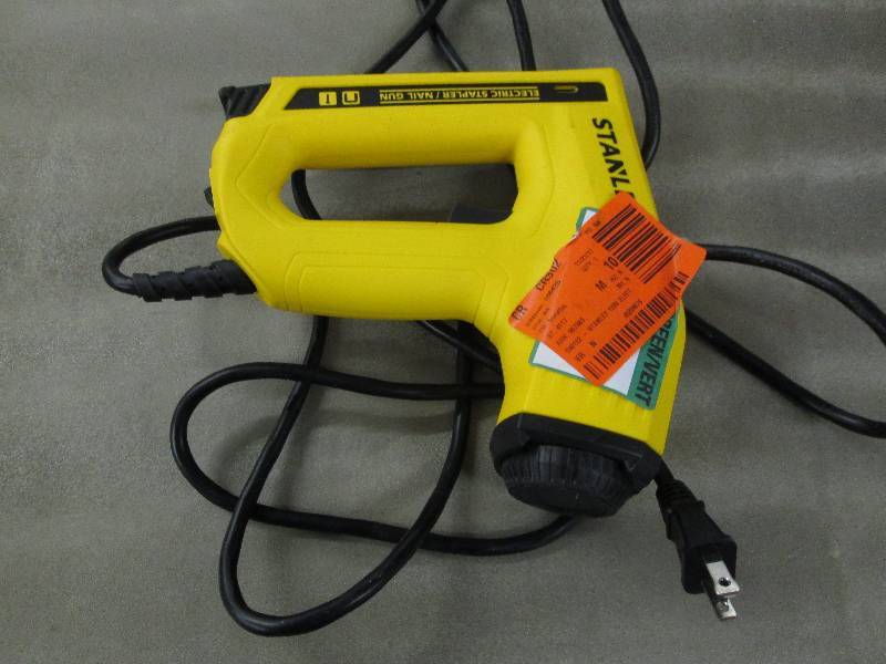 lot 314 image: Stanley 2-in-1 Electric Stapler and...