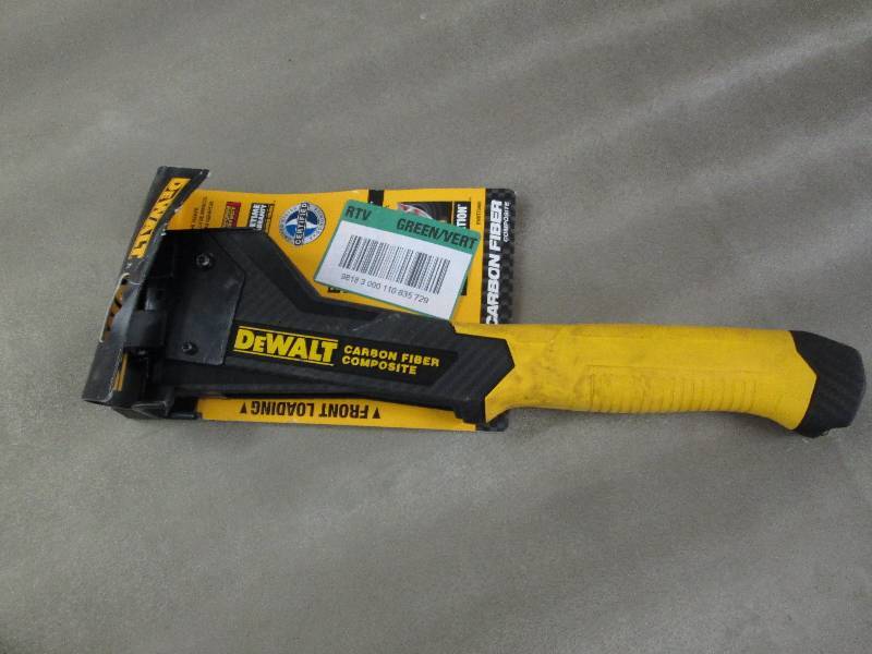 lot 332 image: Dewalt Carbon Fiber Composite Hamme...