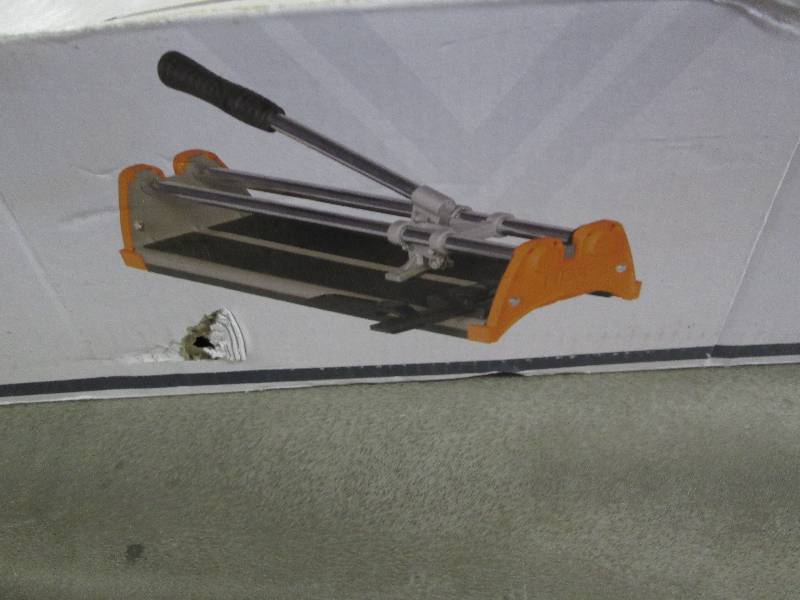 lot 360 image: HDX 14 in. Rip Ceramic Tile Cutter ...