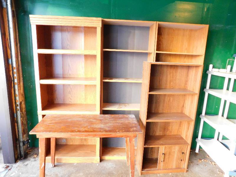 4 Shelves and Table
