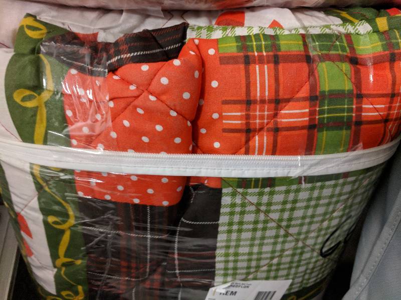 alcove Christmas Patch 3-Pc. Quilt Set - FullQueen Red