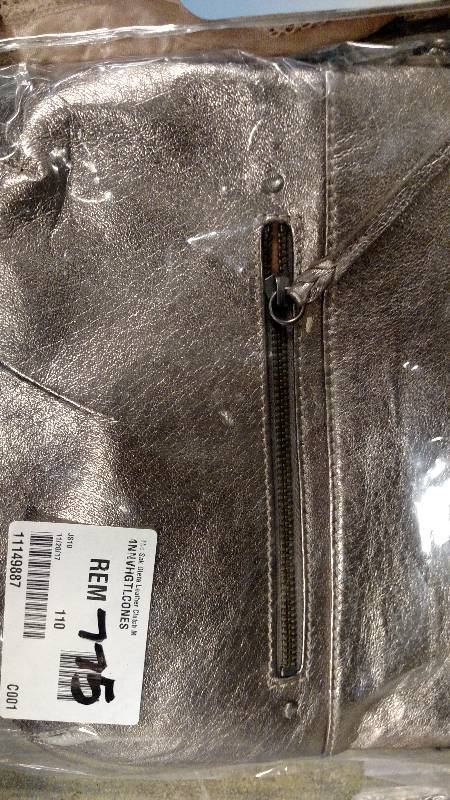 The Sak Oleta Leather Clutch Metallic ONE SIZE