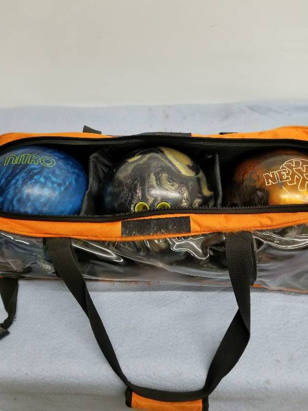 lot 12 image: BOWLING BALLS AND BAG