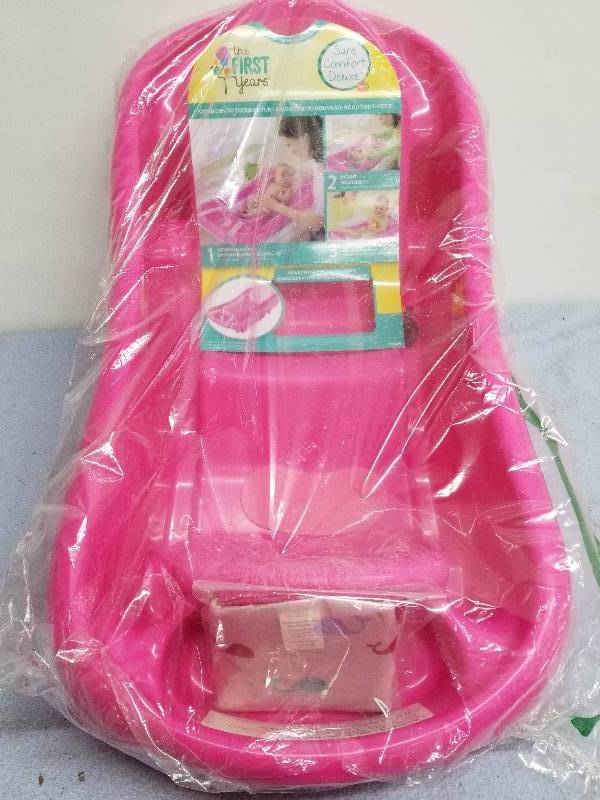 lot 27 image: BABY BATHTUB