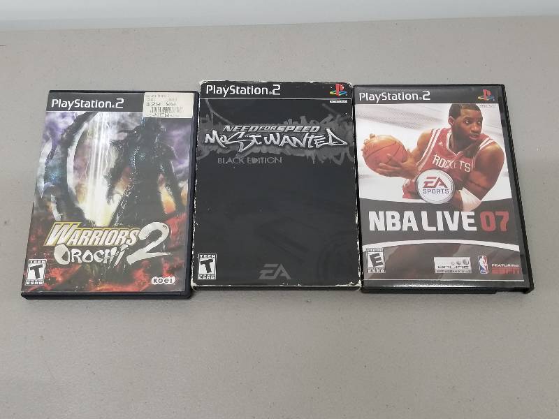 lot 40 image: PLAYSTATION GAMES
