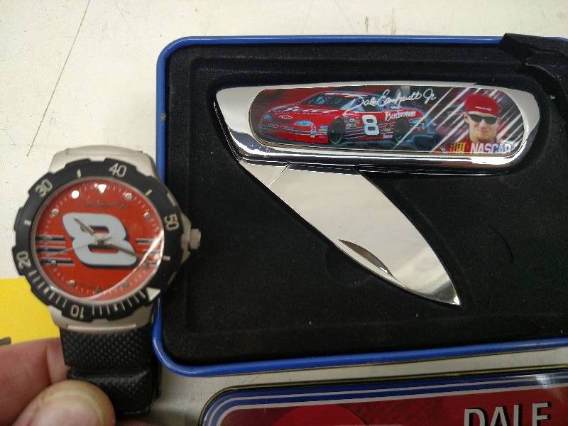 lot 173 image: Dale Jr. Pocket Knife & Watch...