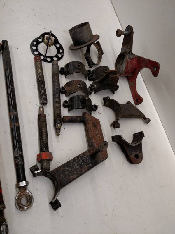 lot 22 image: Asstd Brackets & Mounts...