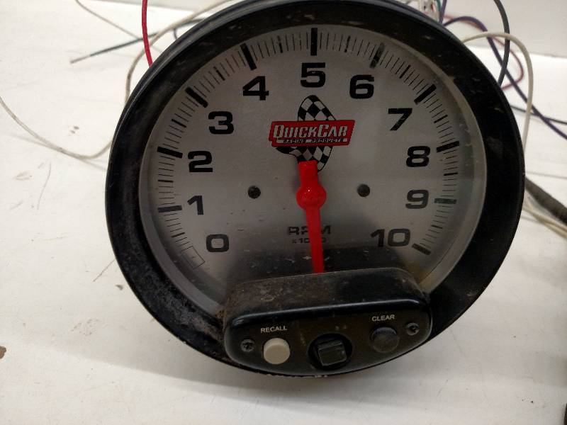 lot 29 image: Quick Car 5 Recall Tach with D.U.I...