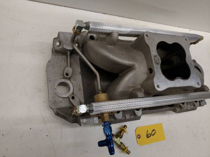 lot 60 image: Holley BBC Fuel Injection Manifold...
