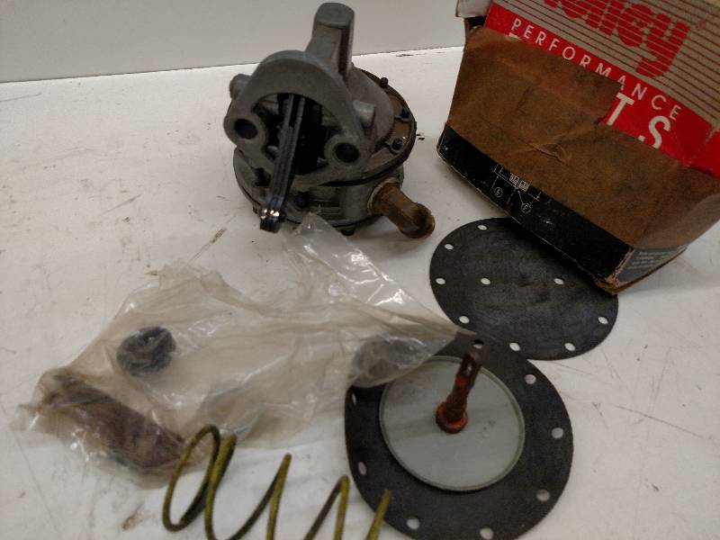 lot 137 image: Holley Fuel Pump & Rebuild Kit, Che...