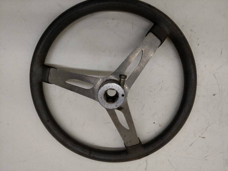 lot 267 image: 17 Steering Wheel...