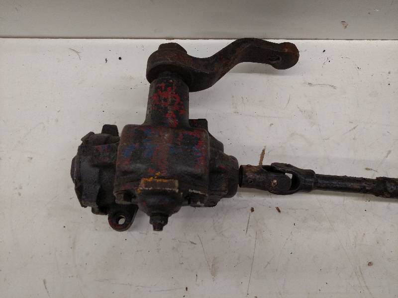 lot 272 image: GM Manual Steering Box...