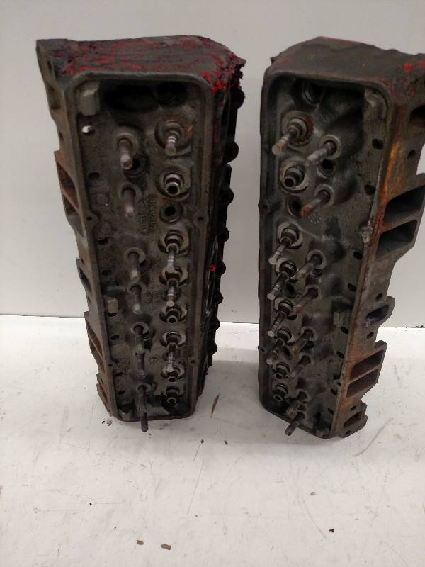 lot 279 image: SBC Heads, Casting # 462...