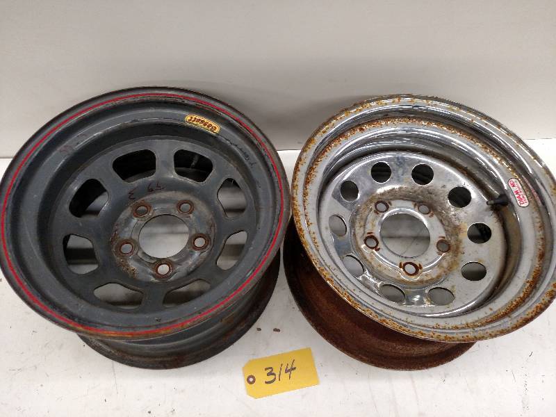 lot 314 image: (2) 15x8 Rims, 5x5, (1) Lightweight...