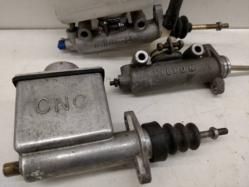 lot 376 image: (3) Asstd master Cylinders...