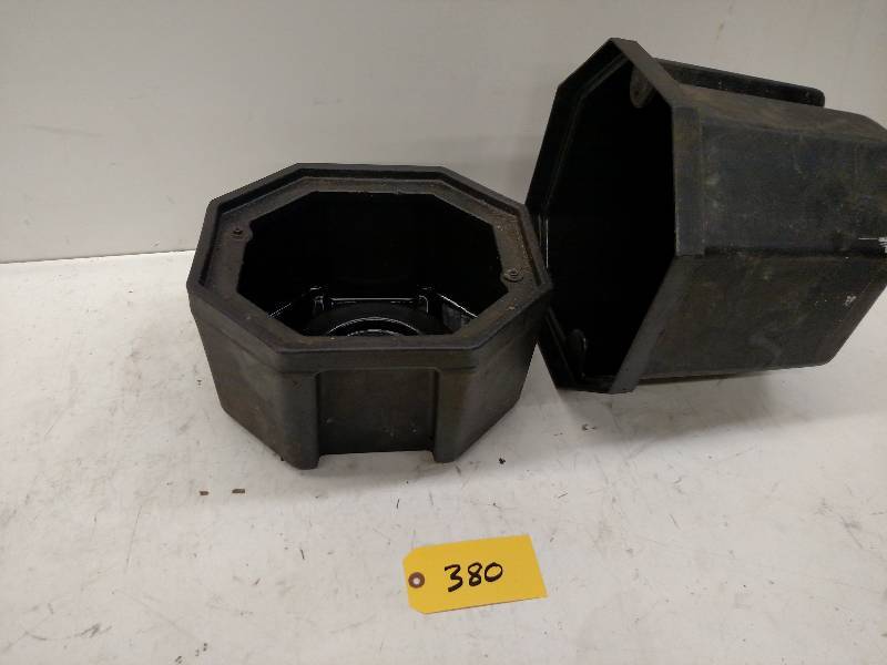 lot 380 image: 9 Ford Gear Storage Box...