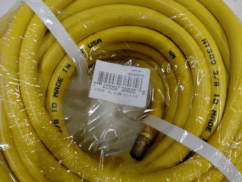 lot 464 image: 38 x 60 Air Hose, New...