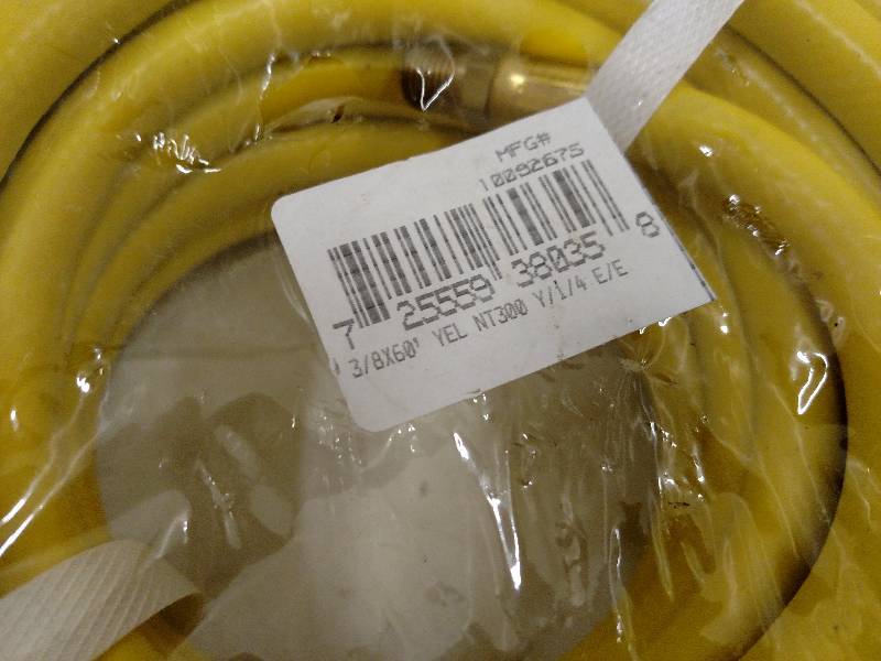 lot 465 image: 38 x 60 Air Hose, New...