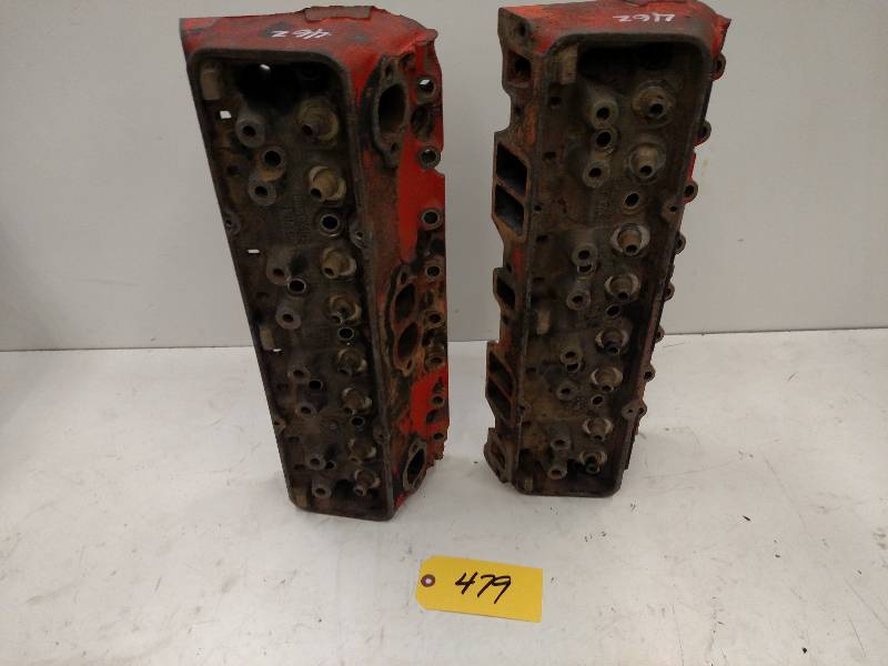 lot 479 image: SBC Heads, Casting # 3890462...