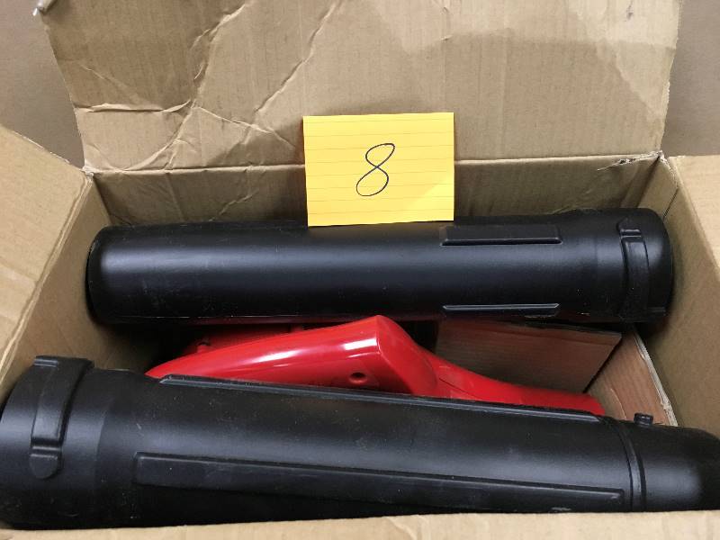 lot 8 image: Homelite 150 MPH 400 CFM 2-Cycle Handheld Gas Leaf Blower in working conditions