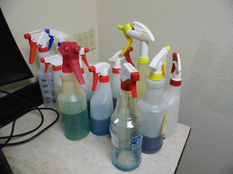 lot 13 image: Assorted Spray Bottles