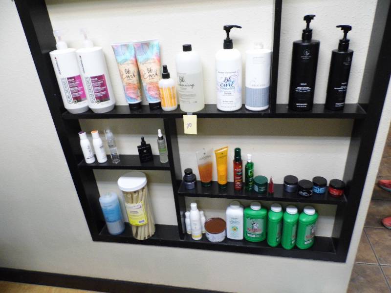 lot 20 image: Assorted Partial Product