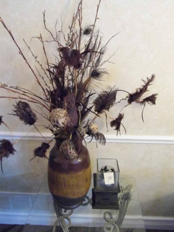 lot 74 image: Candle Holder - Vase