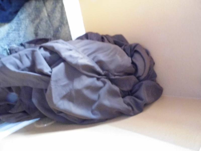 lot 125 image: Multiple Sets of Massage Bed Sheets
