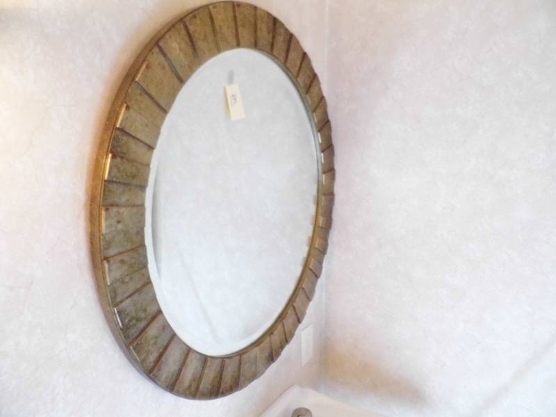 lot 131 image: Mirror