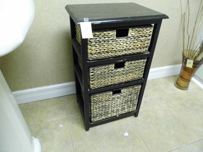 lot 150 image: 3 Drawer Stand