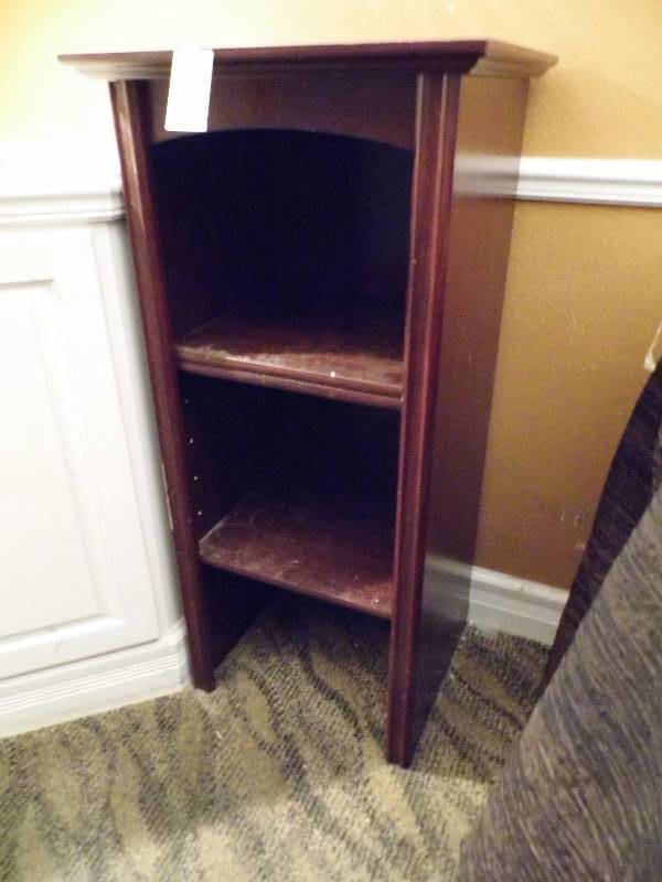 lot 156 image: Shelf