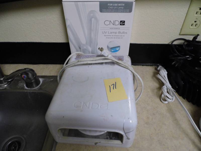 lot 171 image: UV Nail Dryer