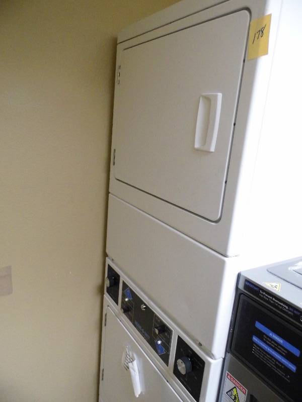 lot 178 image: Econodry Commercial Dryer