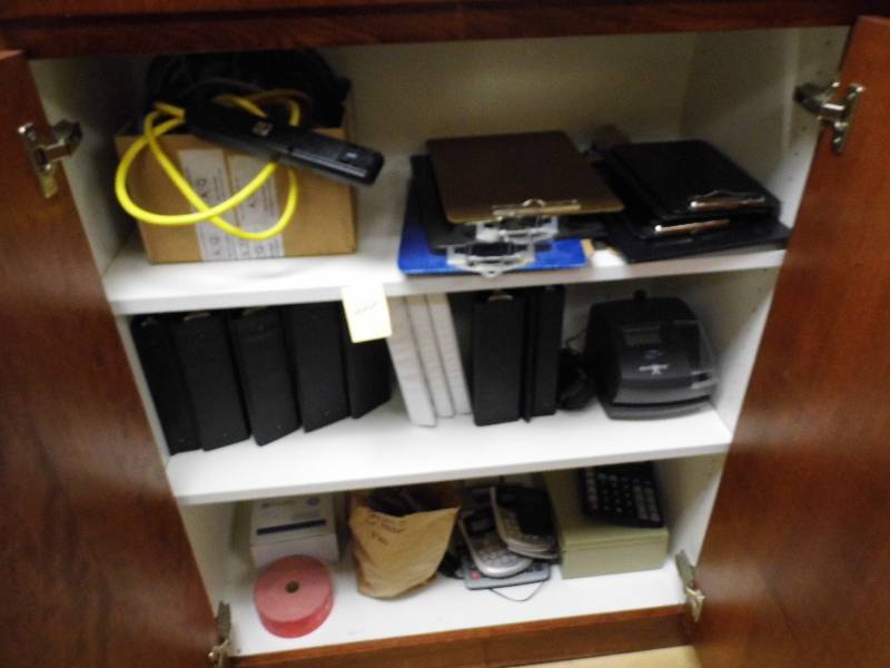 lot 222 image: Office Supplies