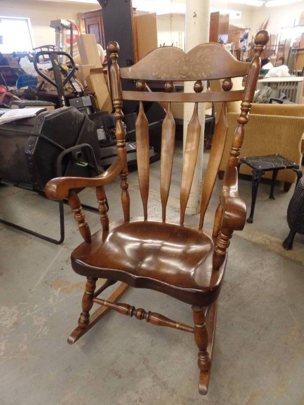 lot 825 image: BEEFY SOLID WOOD ROCKER