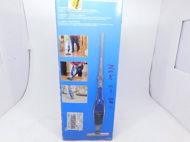 Dustbuster 14.4v 2-In-1 Cordless Stick Vaccum by BlackDecker
