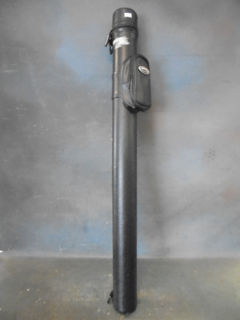 lot 36 image: Pool Que with Case