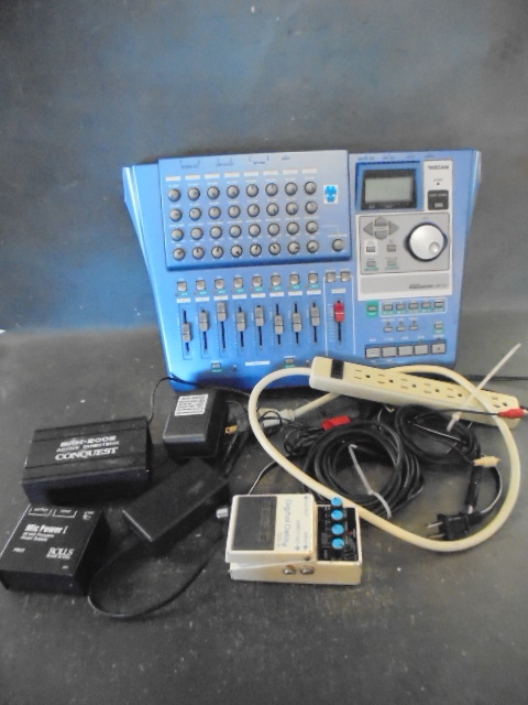lot 40 image: Sound Equipment