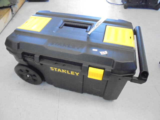 lot 43 image: Stanley Tool Chest