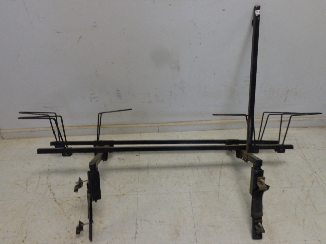 lot 48 image: Vehicle Bicycle Rack