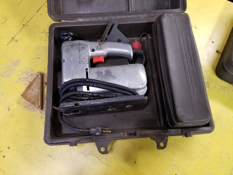 lot 60 image: Craftsman Speed Torque Control Sabre Saw w Case