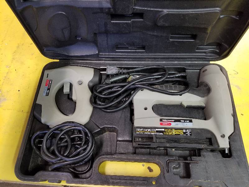 lot 67 image: Task Force 18GA Electric Brad Nailer Kit w Case
