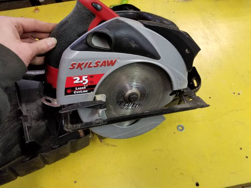 Skilsaw Laser Cutline 2.5 hp Circular 