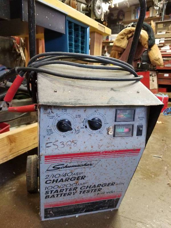 lot 88 image: Schumacher 21040A Charger 100200A Starter Charger w Battery Tester 612V