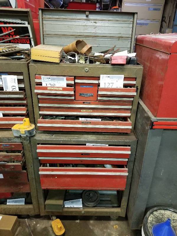 lot 40 image: Craftsman Locking 2-Piece 10-Drawer Tool Chest w 4-Drawer Rolling Cabinet