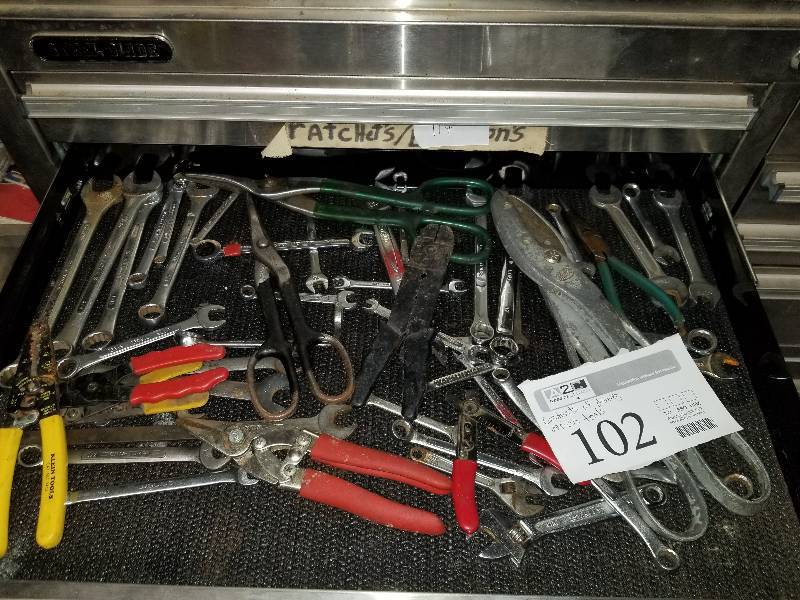 lot 102 image: Combination Wrenches, Snips,