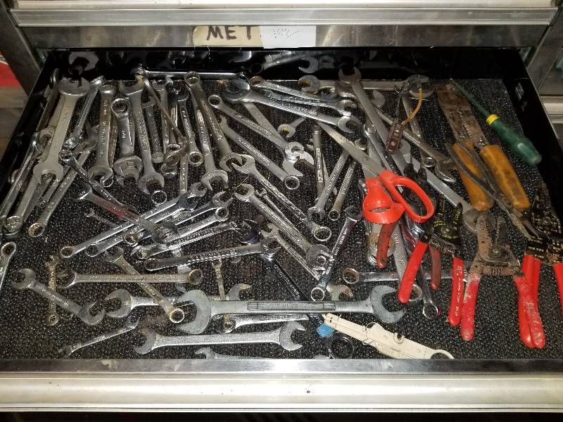 lot 103 image: Combination Wrenches, Wire Cutters, Scissors